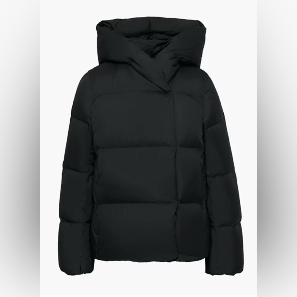 Babaton The Duvet Puffer Short (Size S)